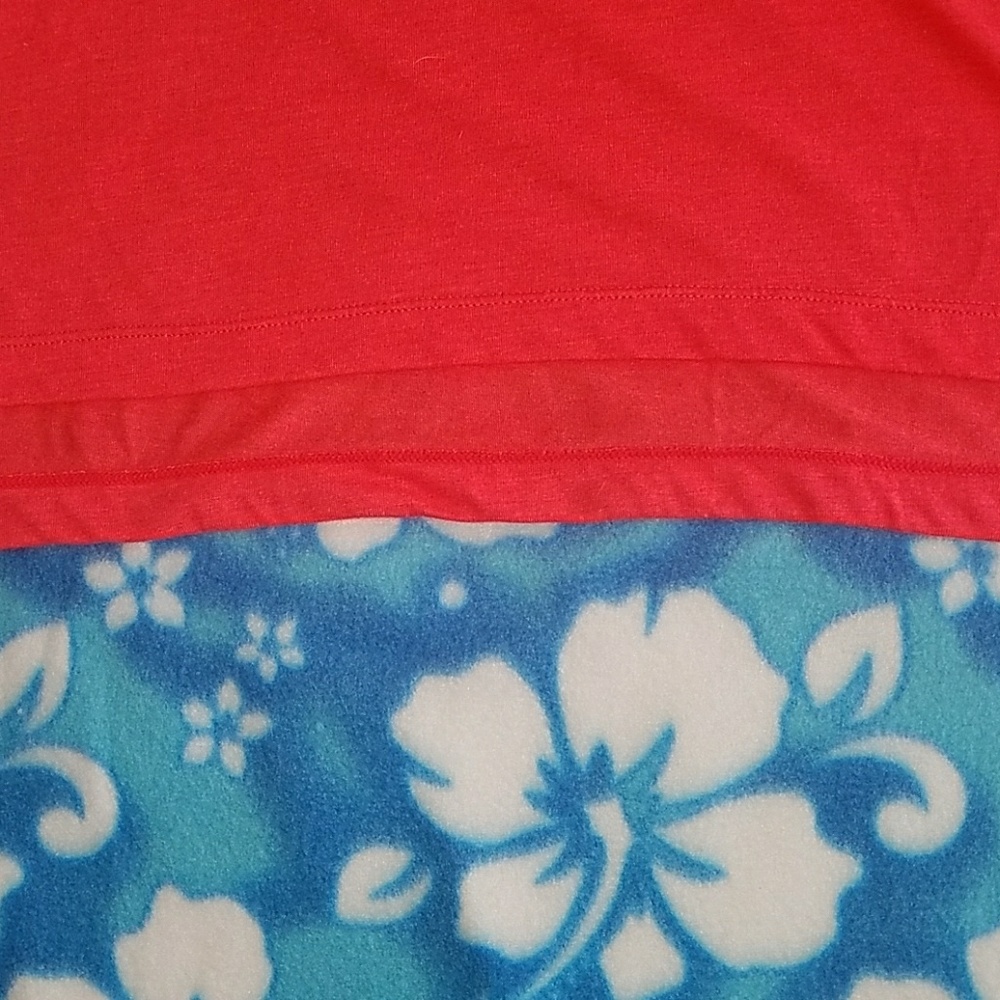 🌊 3/$15 NWOT Cascade Sport Top - Picture 4 of 8